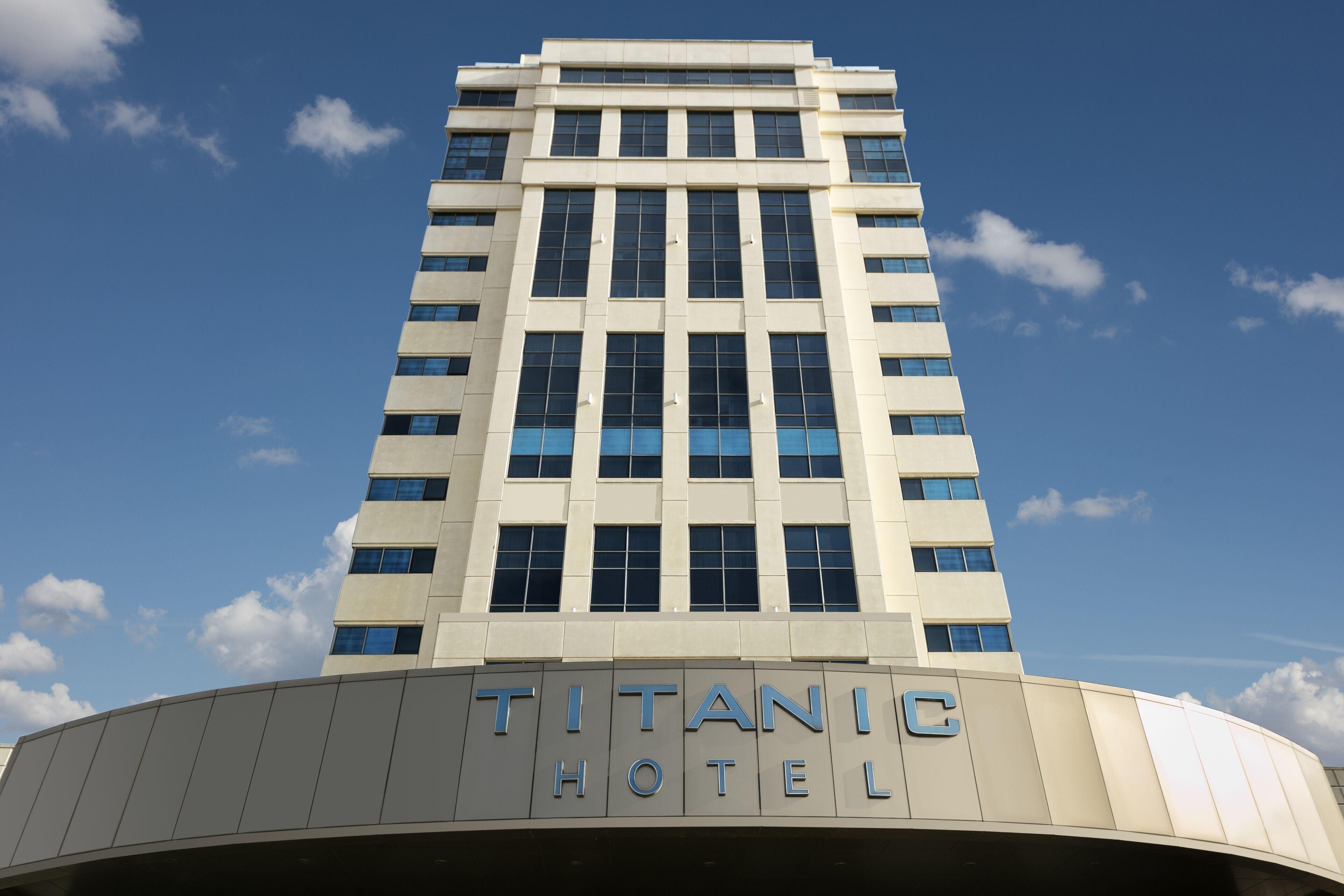 Titanic Business Kartal — Billeder 2